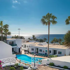 Rocas Blancas Apartahotel